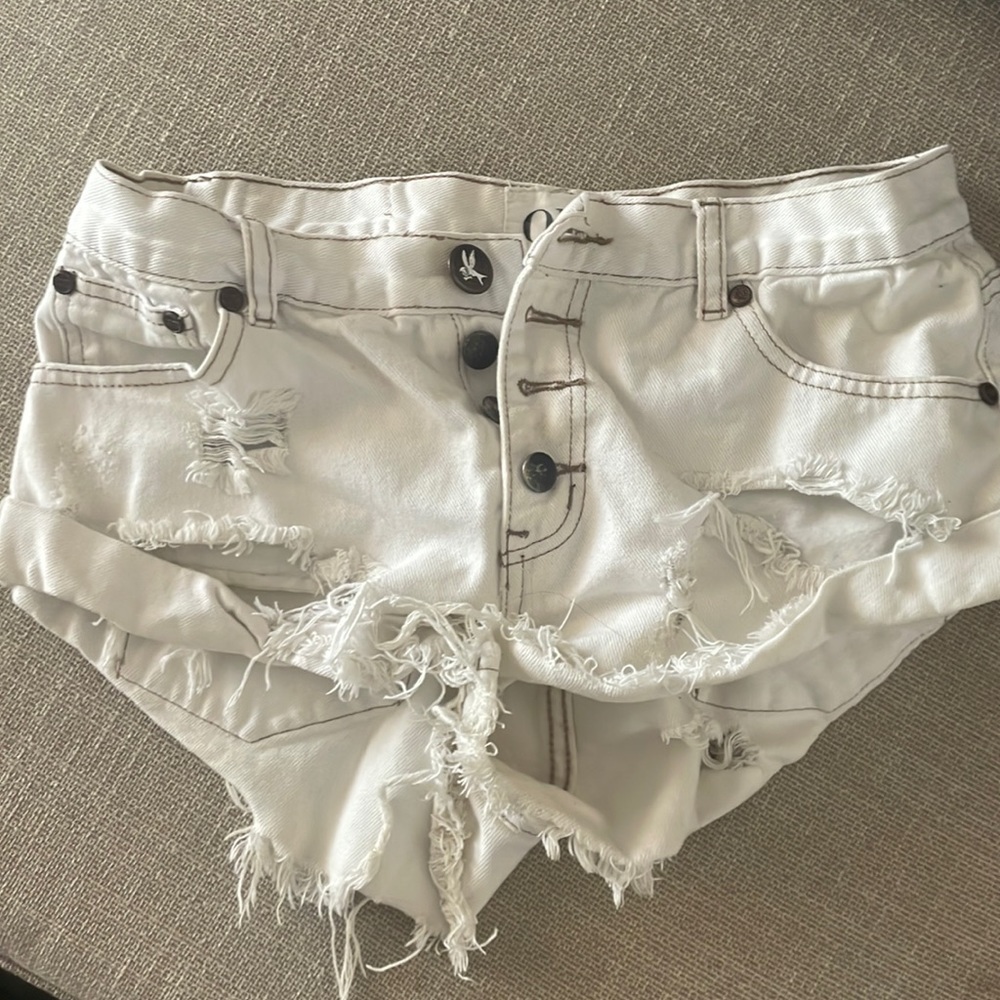 White one teaspoon bandit shorts